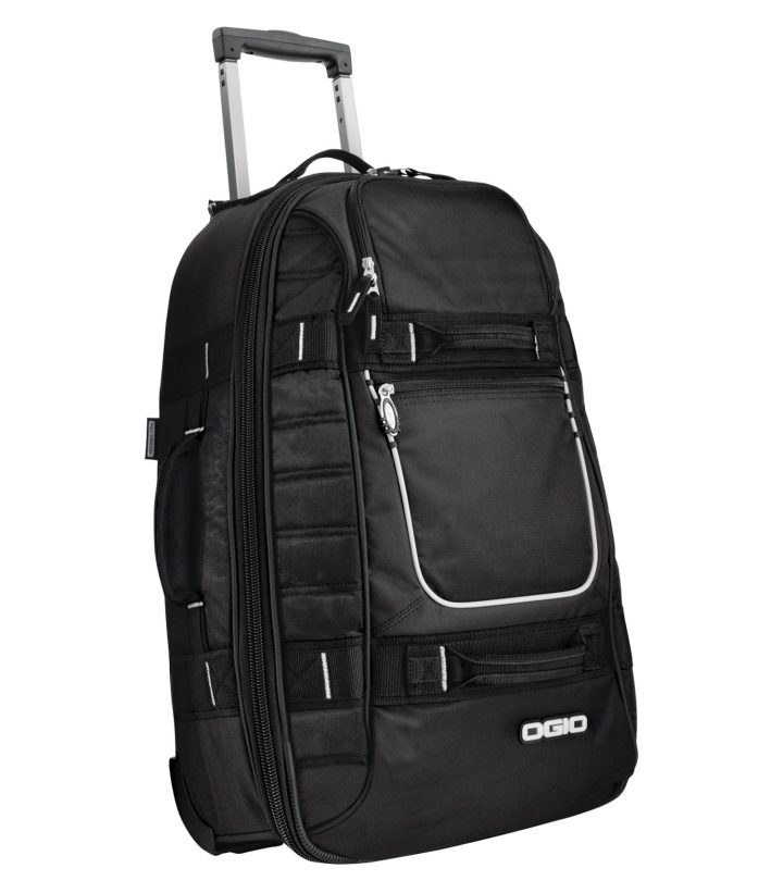 Ogio Pull Through 22" Travel Bag 611024